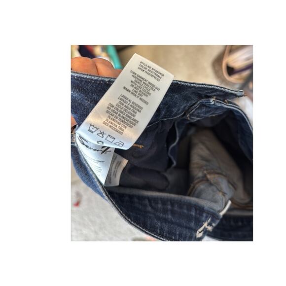 Seven7 high rise dark wash stretch denim shorts size 12 coastal beach summer - Picture 7 of 7